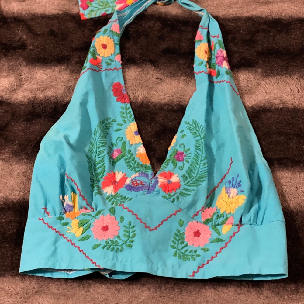 Halter top